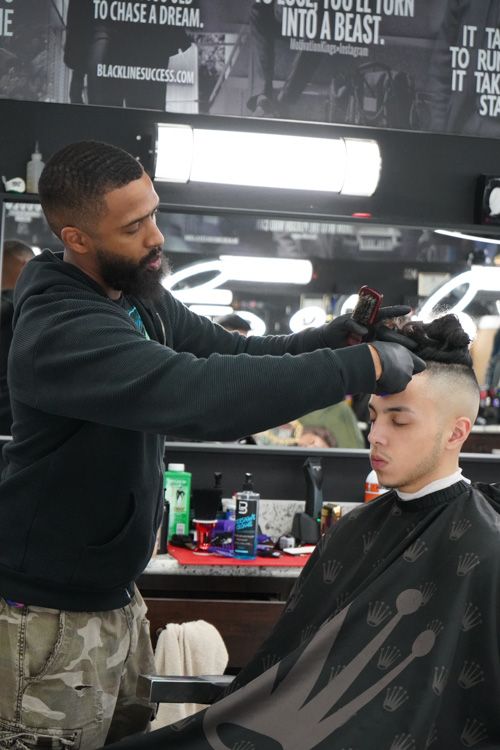 Made-Men-Barbershop_houston-hair-cut-gallery-032