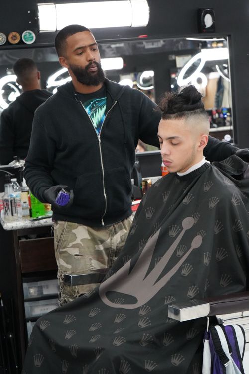 Made-Men-Barbershop_houston-hair-cut-gallery-034
