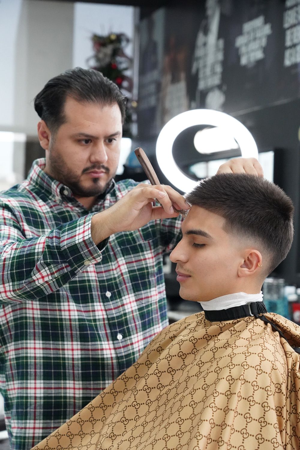 Made-Men-Barbershop_houston-hair-cut-gallery-172