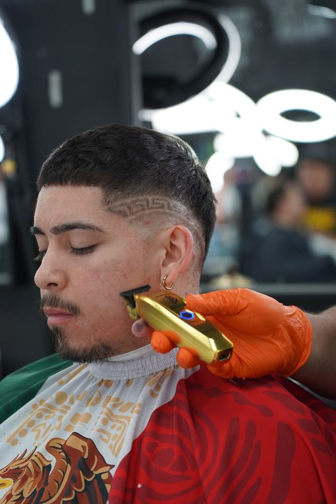 Made-Men-Barbershop_houston-hair-cut-gallery-139